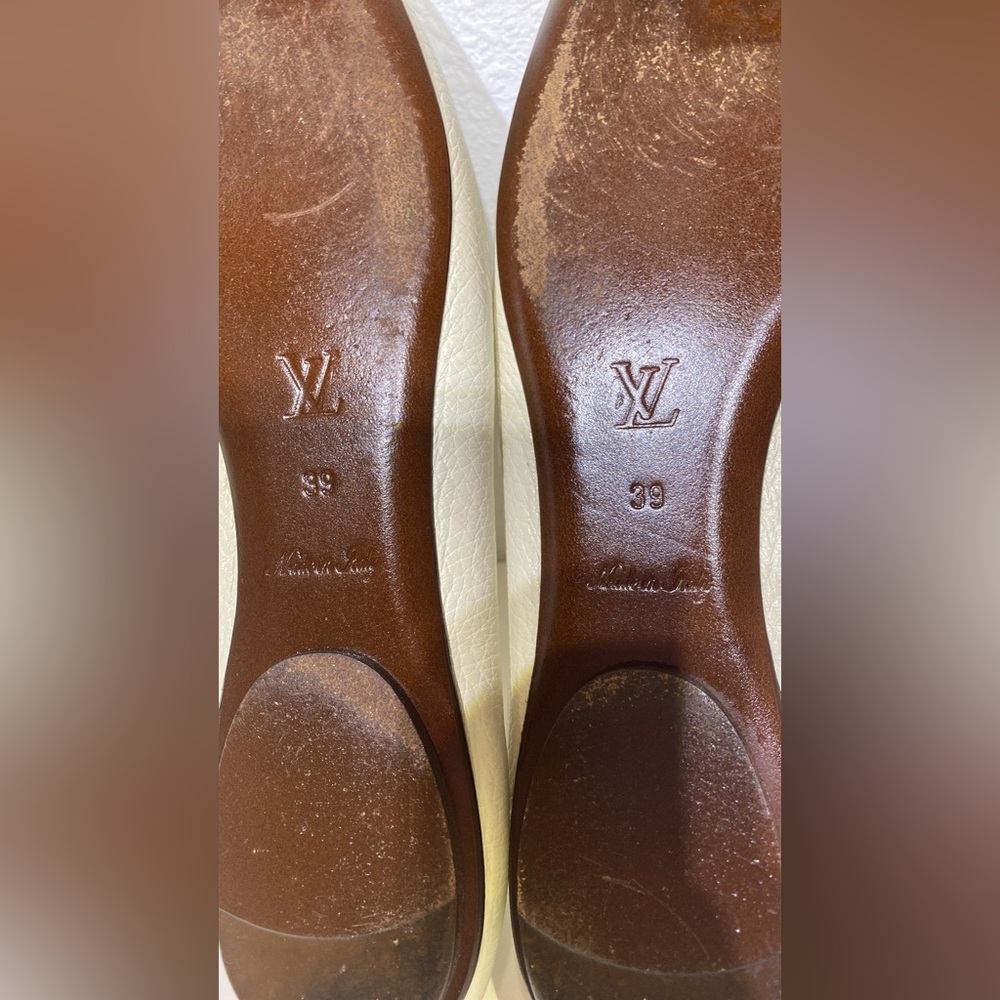 Louis Vuitton Leather Ballet Flats | Size 39 - Picture 3 of 16